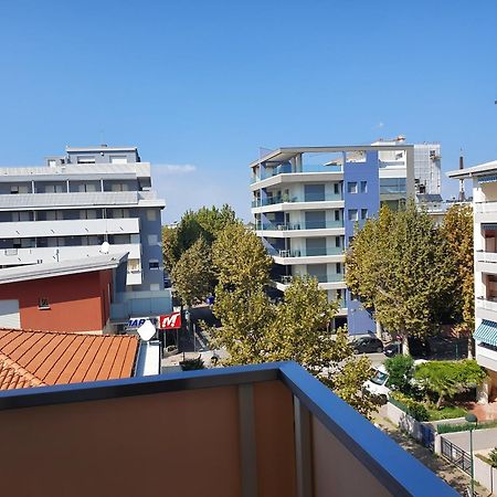 Hotel Europa Lignano Sabbiadoro Kültér fotó