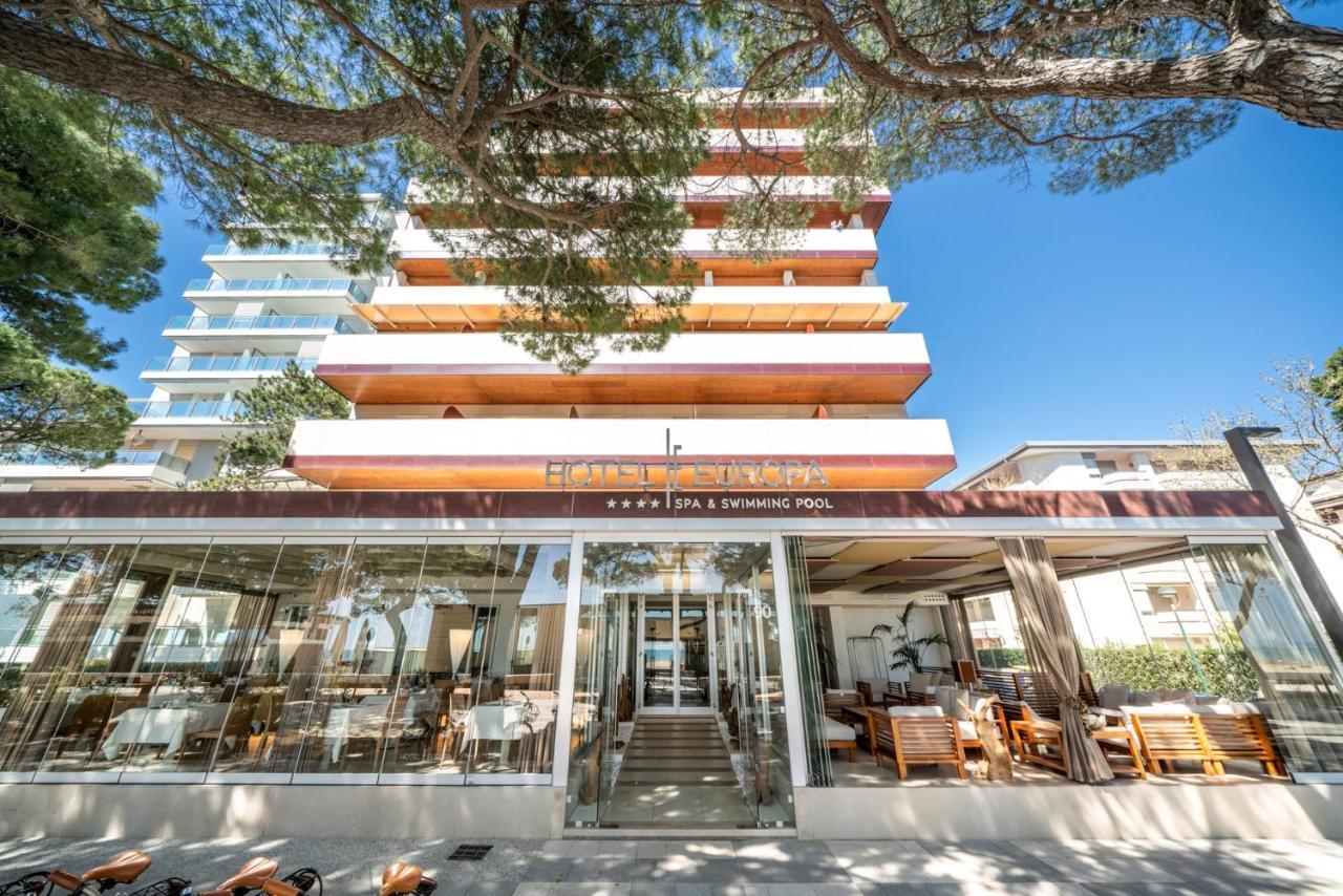 Hotel Europa Lignano Sabbiadoro Kültér fotó